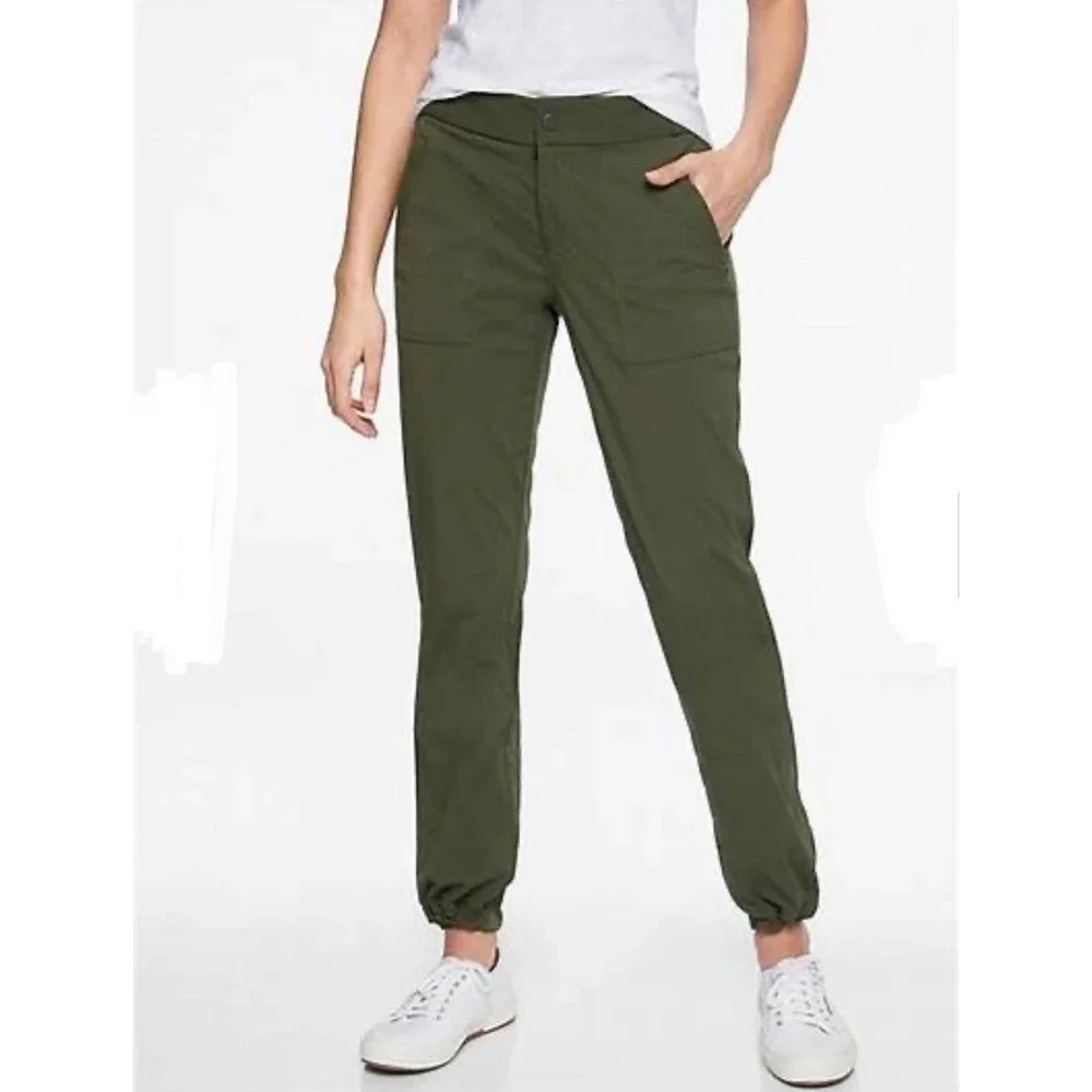 Athleta Trekkie Hike Pant 2021 Active  Gym Elastic Waist‎ Ankle Zippered Pockets